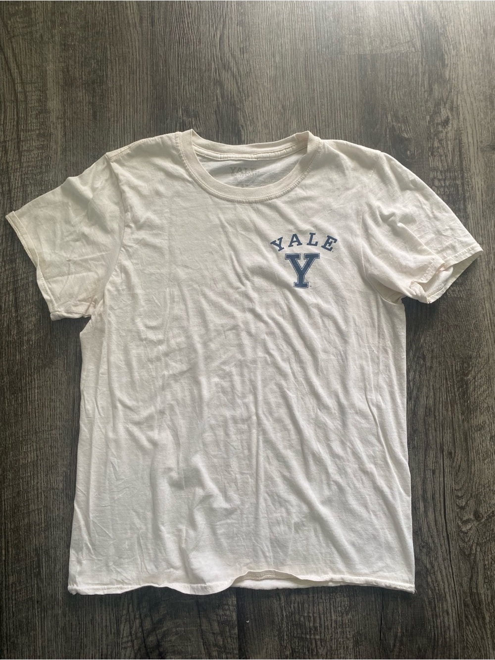 Yale University T-Shirt Small Vintage Wash White Ivy League College Tee
